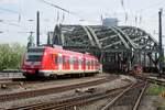 DB 422 066 verl�sst am 27 April 2018 K�ln Hbf.