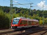 Dieseltriebwagen 648 204 / 704 (Alstom Coradia LINT 41) der DreiL�nderBahn als RB 95 (Au/Sieg-Siegen-Dillenburg), f�hrt am 22.09.2012 in den Bahnhof Betzdorf/Sieg ein.