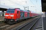 DB Regio: RE nach Basel Bad Bf mit der 146 236-5  Triberg  bei einem Zwischenhalt in Weil am Rhein am 6.
