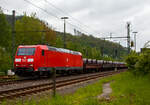 Die 185 159-1 (91 80 6185 159-1 D-DB) der DB Cargo AG fährt am 11.05.2023, mit einem Warmband-Coilzug (offene sechsachsige Wagen der Gattung Sahmms etc.), durch Niederschelden in Richtung Siegen