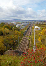   Blick auf den ICE-Bahnhof Montabaur an der Schnellfahrstrecke K�ln–Rhein/Main (KBS 472 bei Streckenkilometer 89) am 30.10.2017.