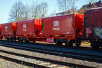 NEUHEIT - Die neusten Güterwagen DB Cargo AG  Neuer vierachsiger Drehgestell-Güterwagen (Tragwagen) 31 80 9300 179-6 D-DB der Gattung Uas 224.2 der DB Cargo AG am 17 Februar 2025 abgestellt,