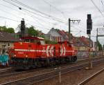 DE 81 (272 019-7) und DE 92 (272 018-9) ex KFBE DE 95 der HGK (H�fen und G�terverkehr K�ln AG) durchfahren als Lokzug am 03.07.2013 den Bahnhof K�ln-Ehrenfeld in Richtung Aachen.