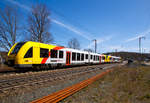 Zwei gekuppelte Dieseltriebzüge vom Typ Alstom Coradia LINT 41 der neuen Generation / neue Kopfform, der HLB (Hessische Landesbahn GmbH), fahren am 22.04.2021, als RB 95  Sieg-Dill-Bahn 