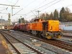   Die Lok 46 (277 807-4) der Kreisbahn Siegen-Wittgenstein (KSW) kommt am18.03.2015 mit ihrem Übergabe-Güterzug von Herdorf, über die Hellertalbahn (KBS 462), in Betzdorf/Sieg an.