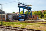 Der dreiachsige preu�ische Abteilwagen 520-831 der zweiten Wagenklasse am 16 Mai 2022 beim MEF - Mecklenburgisches Eisenbahn- und Technikmuseum (Schwerin), dem einstigen Bahnbetriebswerk am
