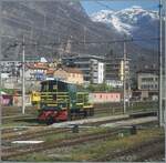 Bei der Einfahrt in Domodossola, durchs Fenster fotografiert: die FS Treniatalia Rangierlok D 245 220x. 

4. April 2025