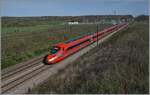  Bella Italia  mitten in Frankreich und dies sehr schnell: Mit gegen 300 km/h flitzt der FS Trenitalia ETR 400 030 als Frecciarossa FR 6647 von Paris Gare de Lyon (9:30) nach Lyon Perrache (an 11:48)