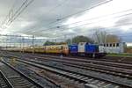 Volker rail 203-5 rangiert mit z-gestellte Triebz�ge in Nijmegen am 13 November 2019.
