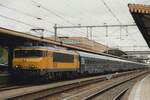 Am 13 Februar 2003 treft NS 1828 mit ein Pilgerzug aus Lourdes in 's-Hertogenbosch ein.