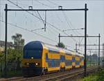  NS Triebzug 7542 f�hrt nahe Etten-Leur aus Breda kommend in Richtung Roosendaal an mir vorbei. 31.08.2019 (Hans)