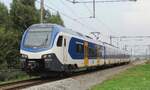 Am 26 September 2021 naht NS 2524 der Edith-Br�cke �ber die Maas bei Niftrik.