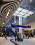 Im Empfangsgebäude vom Hbf Salzburg am 11 September 2022.