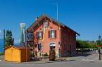 Der Bahnhof Chexbres-Village an der Bahnstrecke des  Train des Vignes  (S31) Puidoux-Vevey) am 28.05.2012.