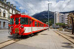 Steuerwagen voraus (ABt 4153, Typ SIG1 Baujahr 1972) erreicht der Regionalzug von Andermatt nach Visp der Matterhorn-Gotthard-Bahn (MGB) am 25.05.2023 den Bahnhof (Vorplatz) Brig.