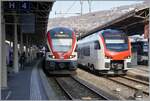  Fernverkehr  auf der Train de Vignes Strecke: der f�r den Fernverkehr beschaffte SBB Flirt3 RABe 523 503  Mouette  (RABe 94 85 0 523 503-6 CH-SBB) wartet als S7 in Vevey auf die Abfahrt nach Puidoux;